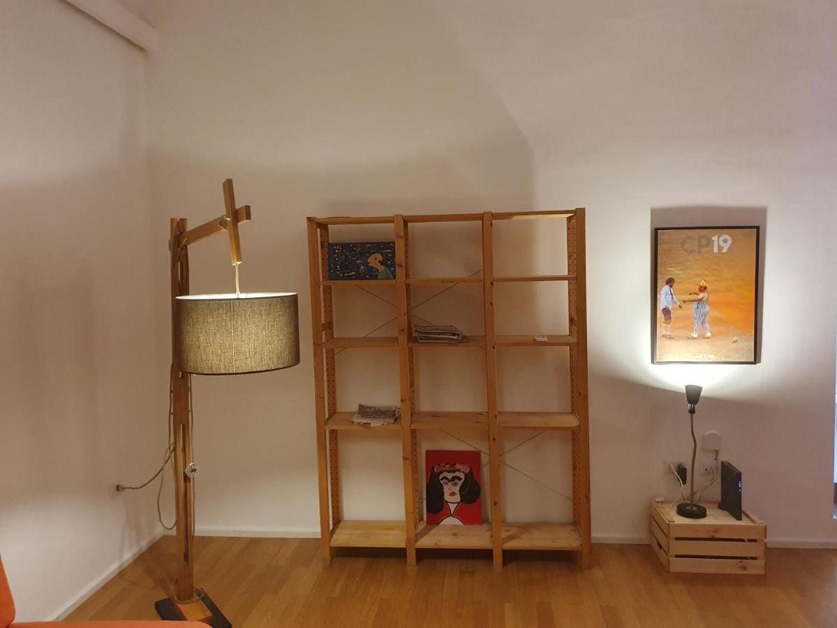 Vico Rooms Наполи Екстериор снимка