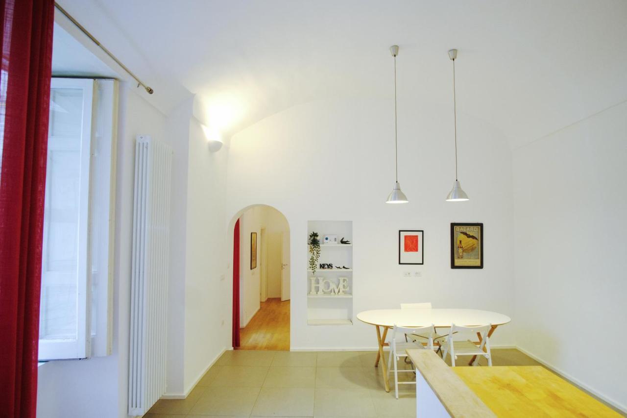 Vico Rooms Наполи Екстериор снимка