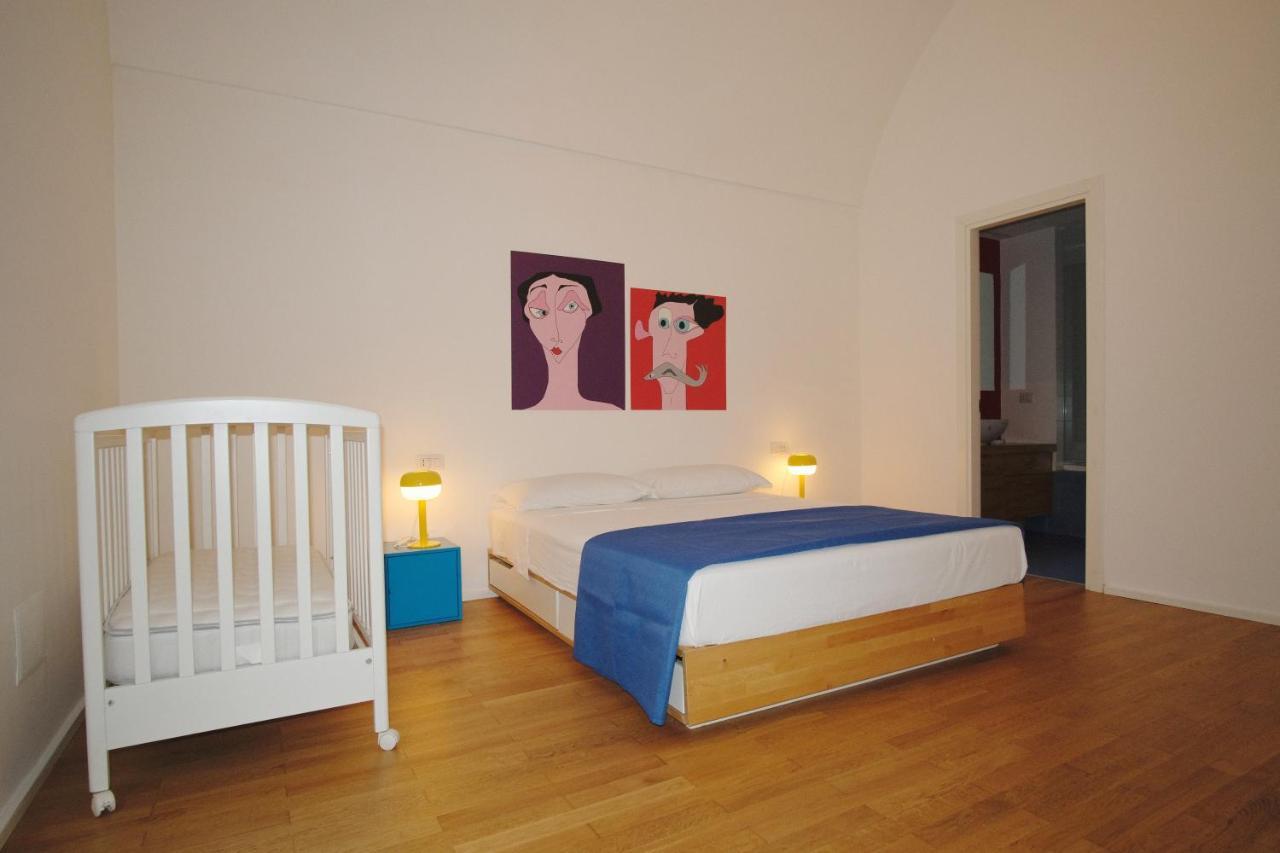 Vico Rooms Наполи Екстериор снимка