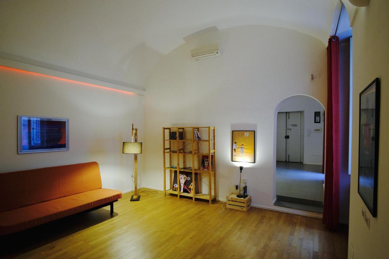 Vico Rooms Наполи Екстериор снимка