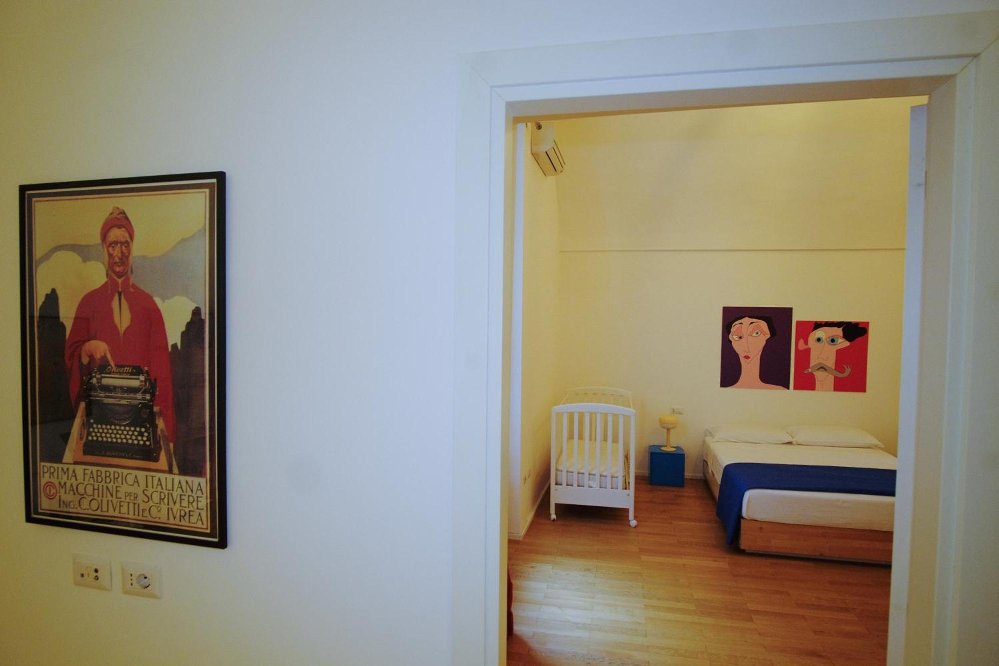 Vico Rooms Наполи Екстериор снимка